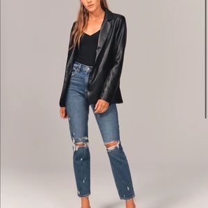 ABercrombie ultra high rise ankle straight jean